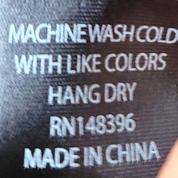 BRAND NEW! Wonder Woman Black Leggings - Picture 11 of 12